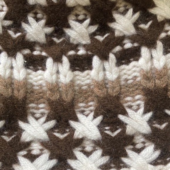 The Cashmere Project NWT Hat Cashmere Pom Pom Beanie Coffee Bean Heather Combo - Picture 2 of 7